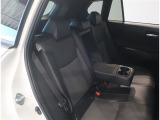 ゆとりある広々とした車内空間は、ドライブを始め買い物やレジャーなど、幅広く活躍します。一人でもみんなとでもお出かけを楽しみましょう!