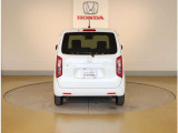 ご納車までの期間ですが、県内のお客様は1、2週間、県外のお客様は2、3週間ほどでご納車が可能となります。但し、お支払いや書類の状況によっては多少の前後もありますので、その際には何卒ご了承下さい。