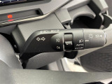 【オートライト(AUTO)】外の明るさをシステムが感知して、自動でヘッドライトが点灯します!ヘッドライトをつけ忘れを防ぐ便利機能です。