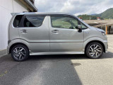 ご購入していただいたお車はご納車前に、しっかり点検・整備してからご納車させていただきます。