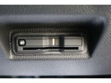 有料道路のレーン通過に便利なETC2.0車載器を装着しています。ご利用にはセットアップが必要となります。