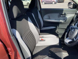 ゆとりある広々とした車内空間は、ドライブを始め買い物やレジャーなど、幅広く活躍します。一人でもみんなとでもお出かけを楽しみましょう!