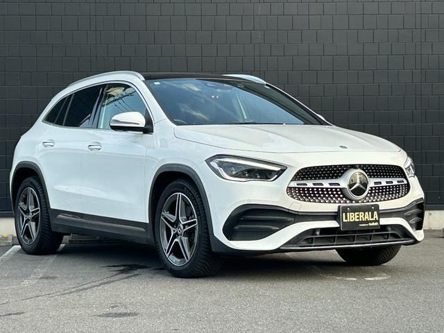 GLAクラス GLA200d 4マチック AMGライン 4WD 4WD サンルーフ
