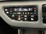 エアコンや送風に連動して空気清浄や脱臭などに効果を発揮するプラズマクラスター技術搭載フルオートエアコン装備してます。空気の汚れが気になる方も安心です