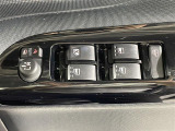 【パワーウインドウ】運転席のスイッチで、各席の窓ガラスの開閉ができます!あると便利ですよね!