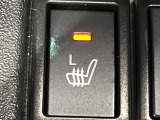 【シートヒーター】寒い日に重宝するシートヒーター!エアコンより早く温まってくれるので寒がりの人も安心ですね♪エアコンの温風は乾燥するから苦手、という方にもをおすすめです。