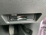 ETC2.0車載器です!高速道路の料金所で慌てて財布を探すことも無くなります!