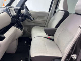 【車内ルームクリーニング済】専門スタッフにより車内はきれいにルームクリーニングを行っております。