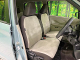 運転席シート廻りは使用感も少なく、良好な状態となっています。丁寧に使われていたことがよくわかりますね。