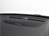 【harman/kardon】世界のオーディオファン垂涎のプレミアムサウンドシステムを搭載。原音に近い音場空間を忠実に再現。乗る人すべてに最良の音響体験を提供します。