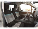 設備の整ったサービスセンターと広範囲にわたるサービスメニューほか、万が一の時の自動車保険やレッカーサービスなど、お客様のカーライフに、確かな品質と手厚いサポートでお応えいたします。