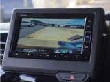◆バックカメラ◆リバースにするだけで映ります、後方の安全確認や、狭い駐車場での車庫入れ、雨の日や夜間など視界の悪い時に便利です!安全にバックする為には欠かせない装備です。