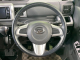 【純正革巻きステアリング】上質な革を使用することで、手にしっかり馴染みとても運転しやすいハンドルです♪