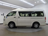 ロングラン保証付き。トヨタのお店で中古車をお買い上げいただいたすべてのお客様に安心で快適なカーライフをお約束する1年間の保証です。