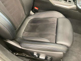 長時間の運転でも疲れにくく、オーナー様の事だけを考えて作成したBMWならではのとっておきのシートです。