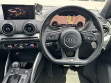 Q2 30 TFSI スポーツ 本革シート 修復歴無し