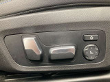 長時間の運転でも疲れにくく、オーナー様の事だけを考えて作成したBMWならではのとっておきのシートです。