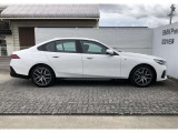 BMW正規ディーラーから、安心の認定中古車をお届けします。遠方からお買い求めのお客様にはお近くのBMW正規ディーラーサービス工場をご紹介いたします。【お問い合わせは 059-238-2288まで】