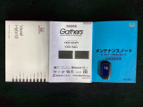 スマートキーは鍵をバッグに入れたままでもドアロックの開閉やエンジンのON・OFFができます。夜間や雨の日も鍵を探さなくて良いので便利です。