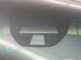 【シティブレーキアクティブシステム】低速走行中に前方の車両等を認識し、衝突しそうな時は警報とブレーキで衝突回避と被害軽減をアシスト。より安全にドライブをお楽しみいただけます。