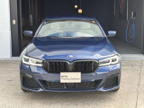 BMWを熟知したメカニックによる、360度の納車前点検。ドイツ本国と同様の教育・訓練を受けたメカニックが徹底的に点検、整備した後にお客様にお引渡しします。