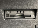 ETCはビルトインタイプになります。クルマ本体のパネルに埋め込むような形になりますので、スッキリとした室内になりますね!