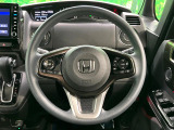 【ステアリングスイッチ】運転中、前方から目線をそらすことなく、オーディオ等の操作が可能な便利機能!安心&快適なドライブを演出してくれます♪