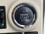 気になる車はすぐにお問い合わせください!画面右側の0066から始まる無料ダイヤルからお問い合わせ下さい!専門スタッフがお車のご質問にお答えいたします!