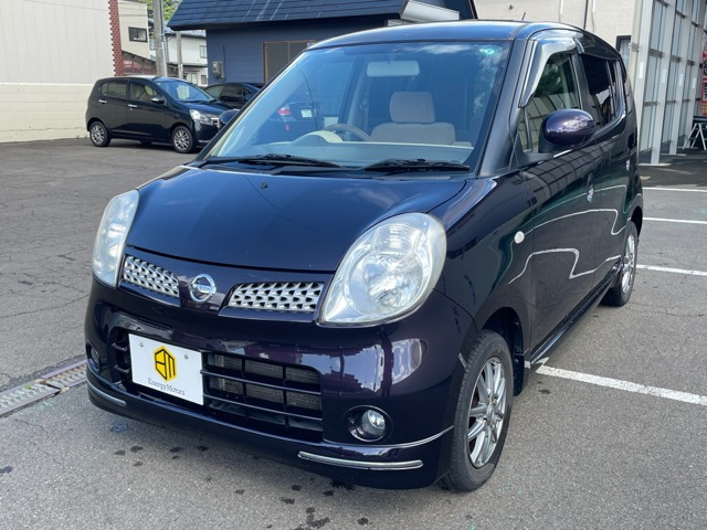 モコE FOUR エアロスタイル 4WD