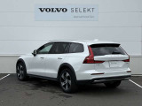 ◆バック/万が一を考え、安全性を重視する方に選ばれているVOLVO車。ドアを開閉するとその重み・厚みに驚くはず