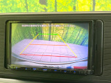 【バックカメラ】駐車時に後方がリアルタイム映像で確認できます。大型商業施設や立体駐車場での駐車時や、夜間のバック時に大活躍!運転スキルに関わらず、今や必須となった装備のひとつです!