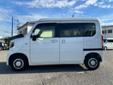 当店は、新車〜登録済未使用車、お買い得軽自動車まで、多数在庫しております♪軽自動車の事なら全て当店にお任せください!目玉車両もございますので、ぜひ一度軽ワールドへお越しくださいませ!