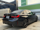 BMWのお車は、“駆け抜ける歓び”を体現しております。走行の安定性とコーナリングの良さを追求し、思い通りにハンドルの操作可能です。