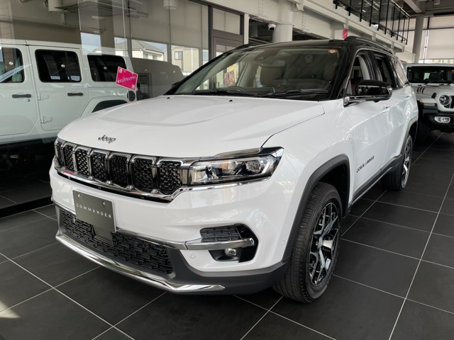 コマンダー 2.0 リミテッド ディーゼル 4WD 
