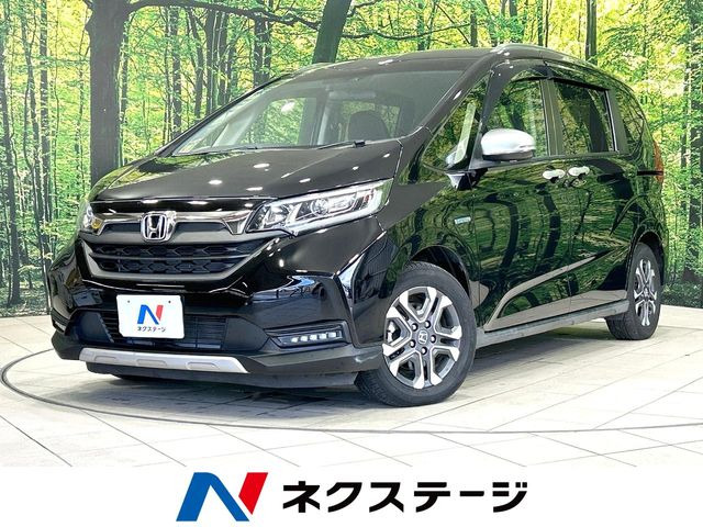 フリード1.5 ハイブリッド クロスター ホンダセンシング