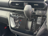 気になる車はすぐにお問い合わせください!画面右側の0066から始まる無料ダイヤルからお問い合わせ下さい!専門スタッフがお車のご質問にお答えいたします!