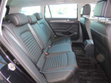 ISOFIX(イソフィックス)基準適合チャイルドシート固定装置!!安心楽々で対応チャイルドシートが取付できます。
