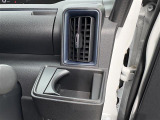 気になる車はすぐにお問い合わせください!画面右側の0066から始まる無料ダイヤルからお問い合わせ下さい!専門スタッフがお車のご質問にお答えいたします!