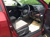 シートはフィット性も良く、楽な運転姿勢を保てます。