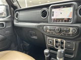 気になる車はすぐにお問い合わせください!画面右側の0066から始まる無料ダイヤルからお問い合わせ下さい!専門スタッフがお車のご質問にお答えいたします!