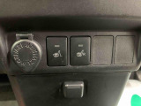 お車の状態をしっかりとお伝えするために1台の車両に付き40枚以上の画像を用意しております。外装はもちろん、室内の装備やお車の特徴などごらんください。