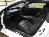 輸入車を通じて感動と歓びを。CAR INC Import Selectionでございます。
