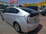 初めてお車を購入される方もご安心ください!手続きから保険の加入までスタッフが丁寧にご案内いたします!