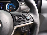 【車屋】として、長く車業界に従事した経験豊富なスタッフが多数在籍しております。