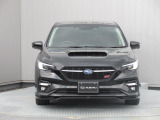 ボンネットの下部に、設計をゼロから見直した新世代1.8L BOXER直噴「DIT」エンジンを搭載しています。(レギュラーガソリンに対応しています)