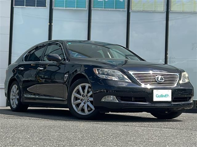 LS600h バージョンS 4WD4WD 本革シート