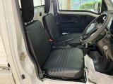 キッズスペース&バリアフリー完備の店舗です。快適な車選びをお手伝いさせていただきます♪