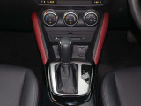 DCT、CVT、従来型のATなど、すべてのトランスミッションの利点を集約し、ロックアップ領域を大幅に拡大し伝達効率の向上とマニュアルトランスミッションのようなダイレクト感を実現した自社製ATです。
