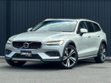V60クロスカントリー T5 AWD プロ 4WD 4WD 本革シート