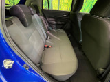 コンパクトカーですが、セカンドシートは十分な広さがあり快適にお乗りいただけます♪シートを倒して大きな荷物を積んだりと、用途の幅が広い1台です。
